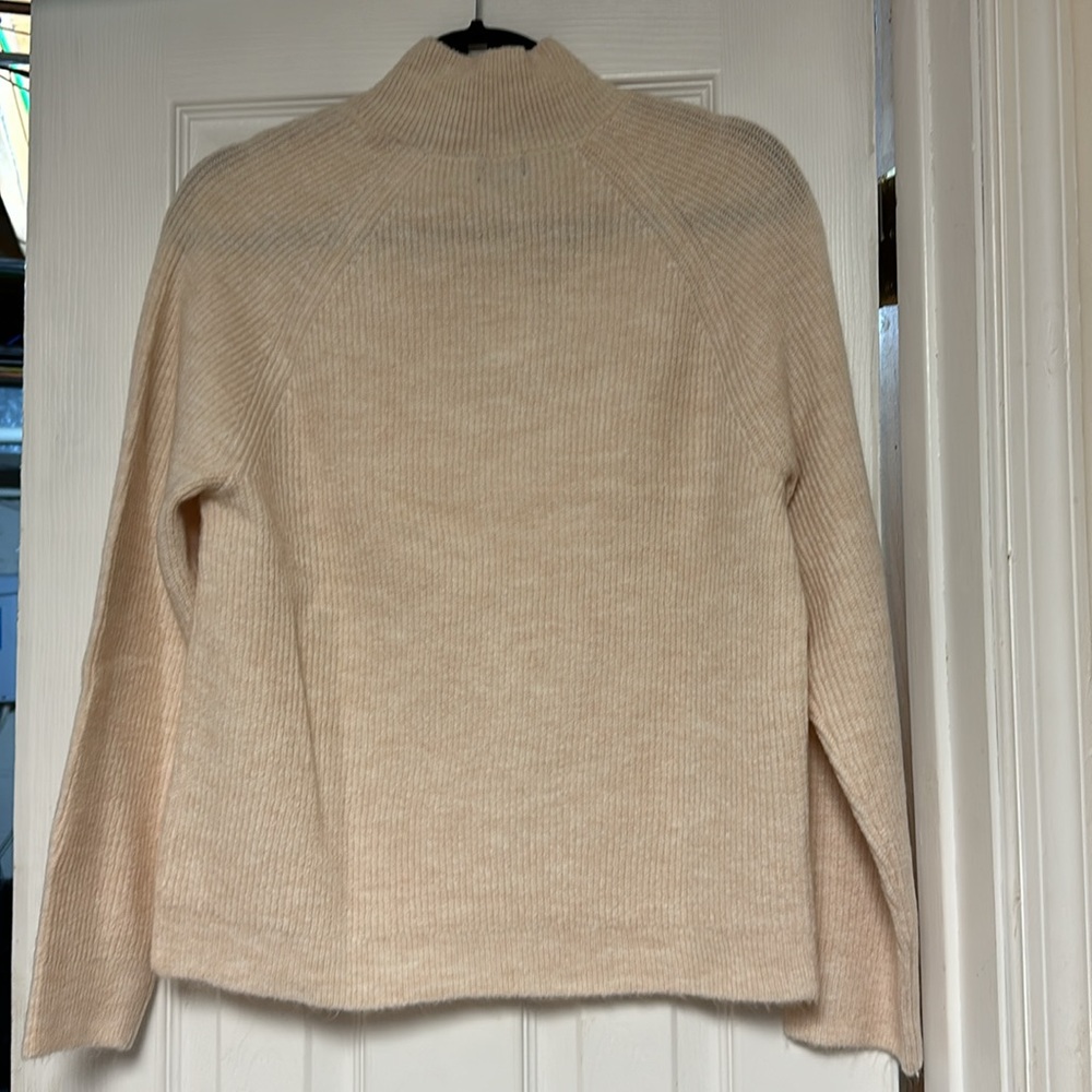 Neely Sweater - Picture 2 of 7